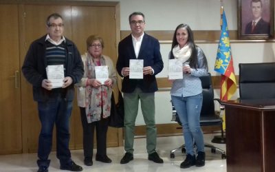 Redován bets for recognizing local authors and reissues two poems by the deceased poet Miguel Ruiz