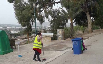 Redován hires two agricultural laborers to maintain and clean the recreational area of ​​the Ermita